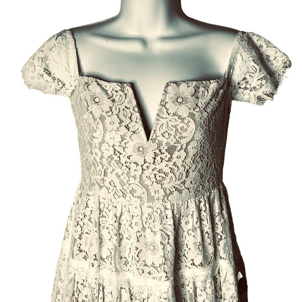 NWT Lulu's Size XS Midi Dress Nude Lining Tiered Floral Lace Off Shoulder Prom - Picture 3 of 13